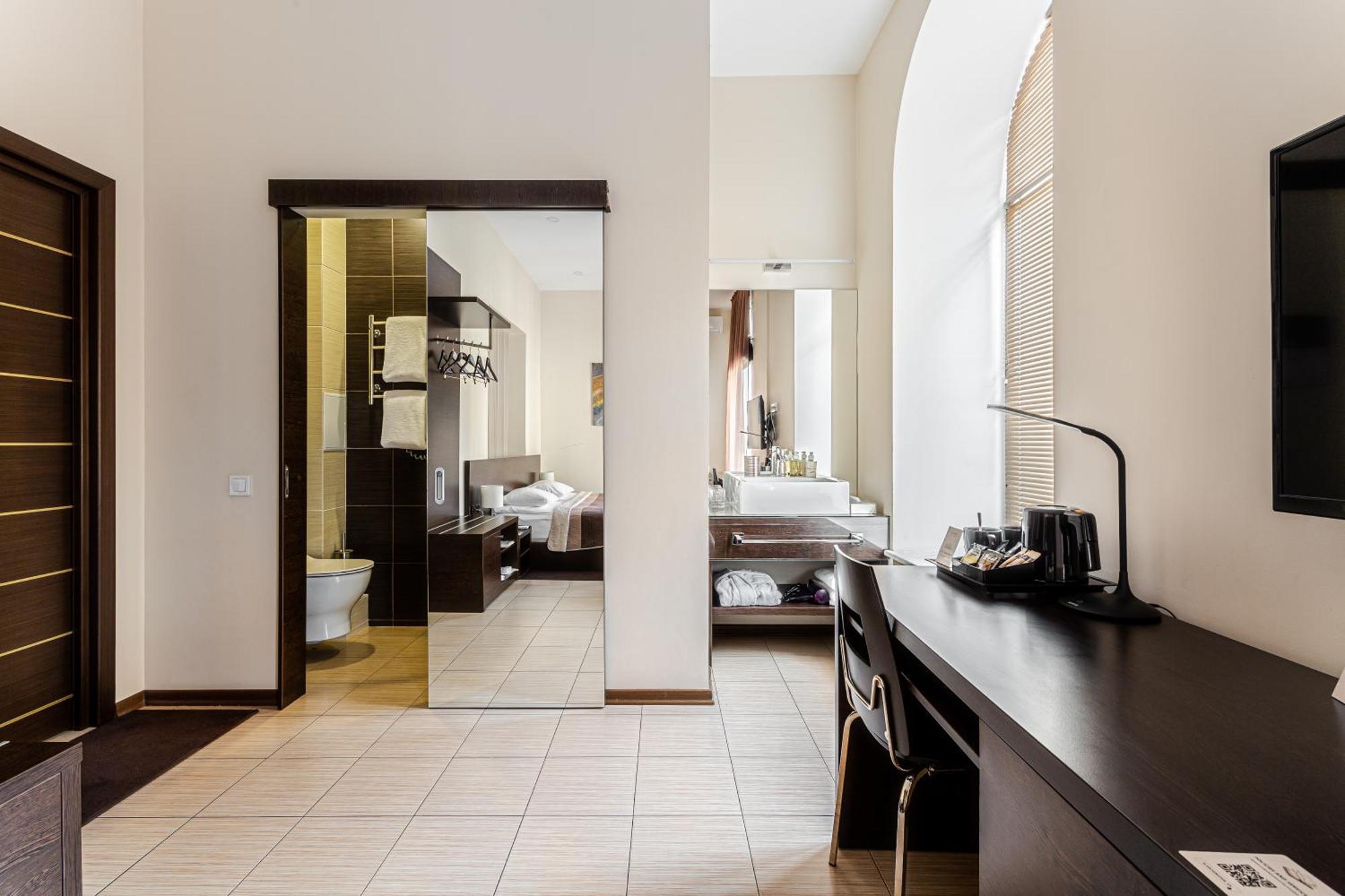 Incognito Boutique Hotel Kyiv Exterior photo